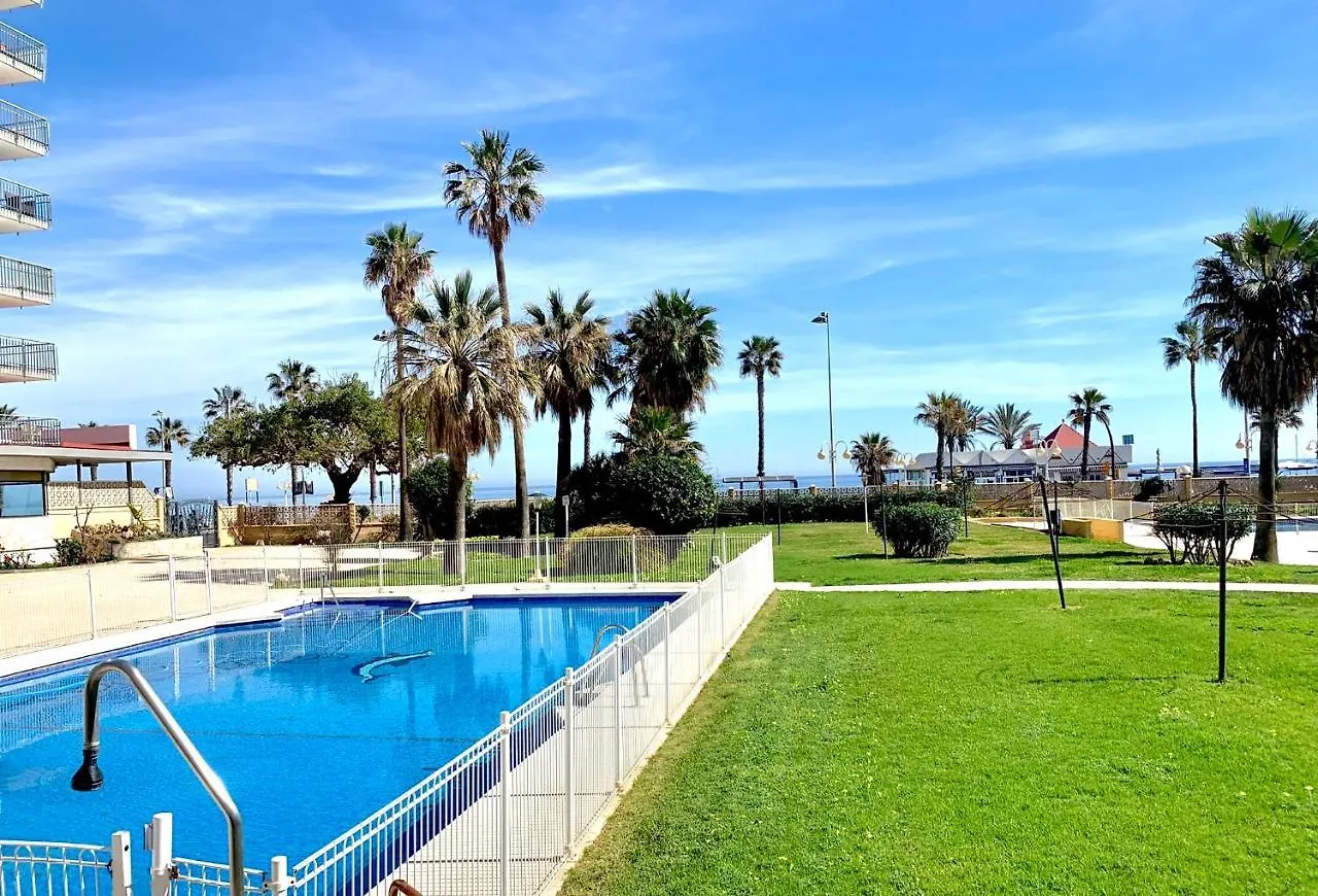 Apartment Precioso Estudio Frente Al Mar Con Piscina Benalmadena Spain